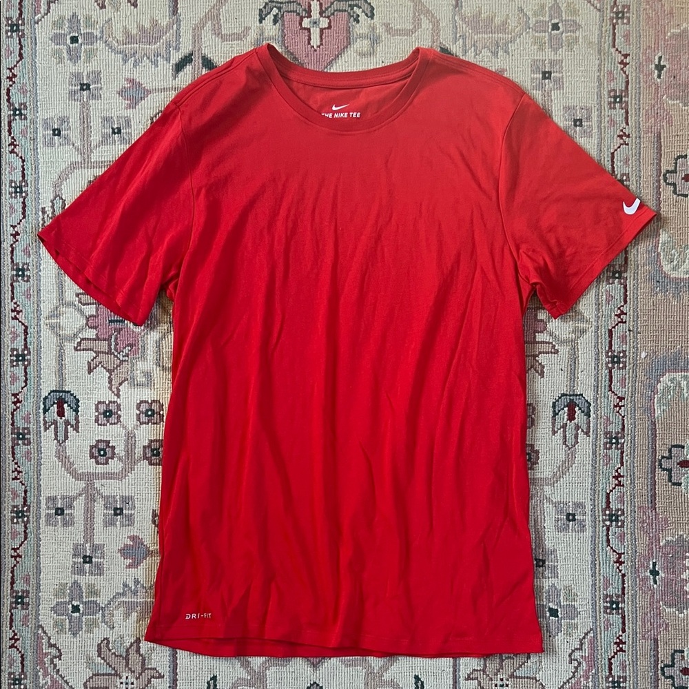 NEW- Nike Dri-Fit Men's Vibrant Red Short Sleeve Tee